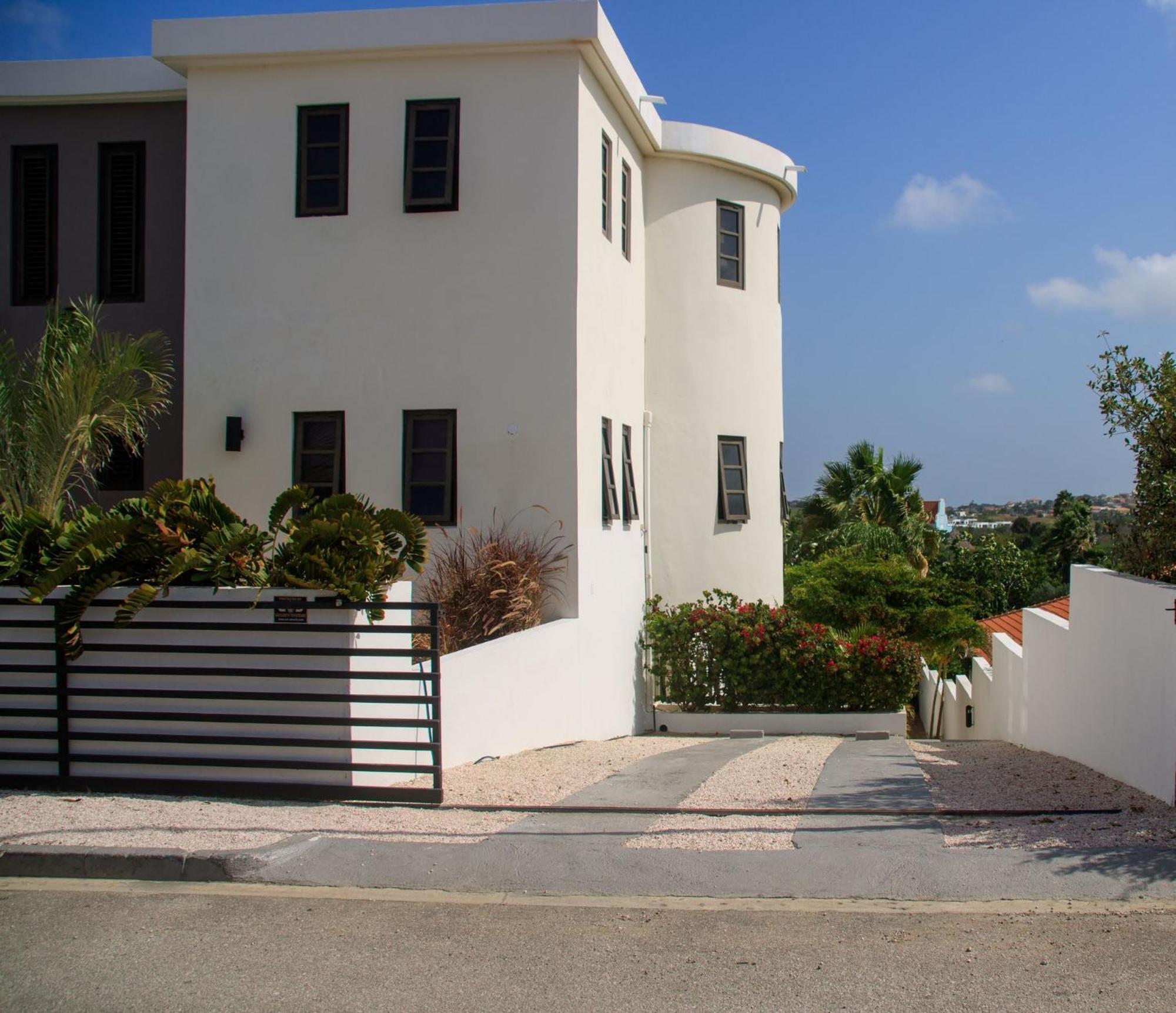Major. Suites Curacao 威廉斯塔德 外观 照片